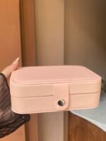 Portable double layer jewelry organiser