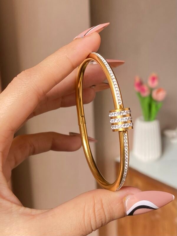 Drum stone Handcuff
