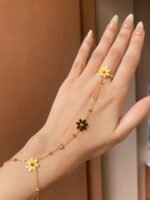 Daisy handchain