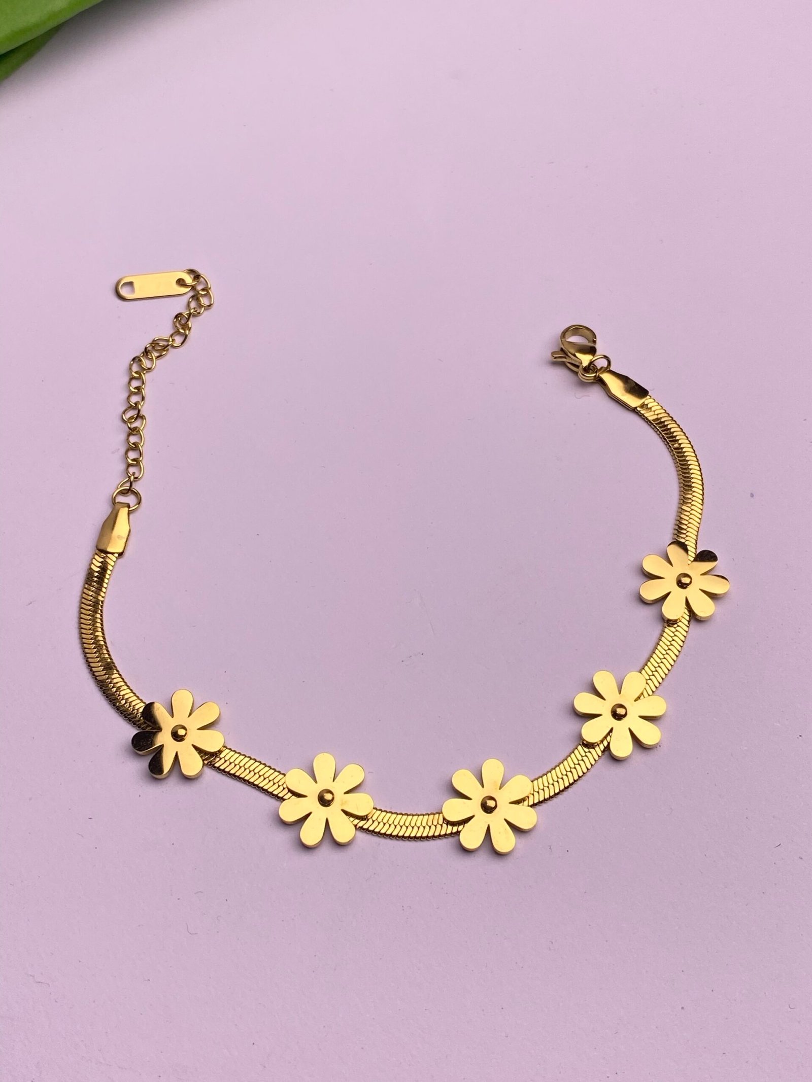 img_6360 Daisy snake chain bracelet - Image 1